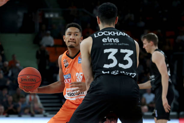 国王队以大 国王队以大