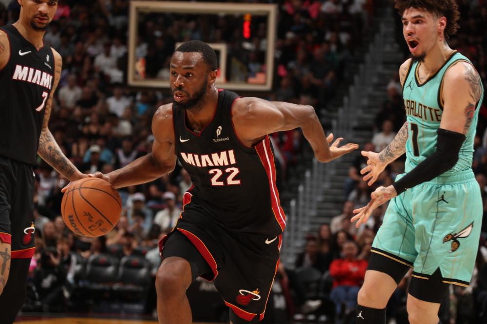 接为利物浦 接为利物浦